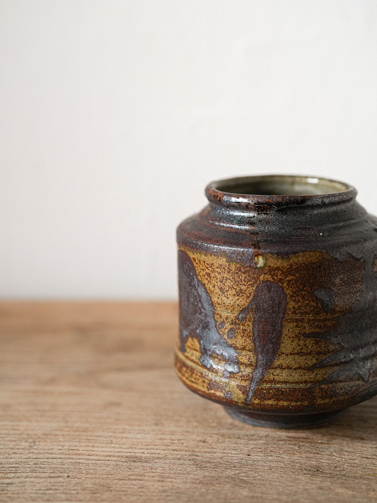 Ceramic Floral Short Vase