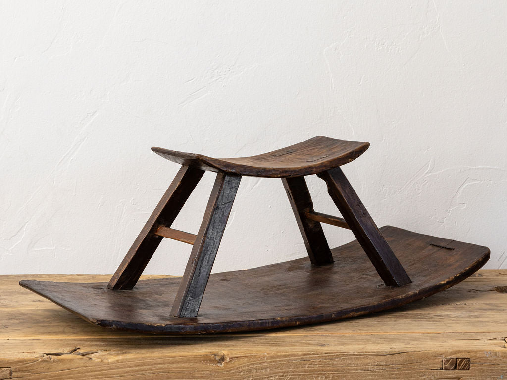 Clam Picking Stool