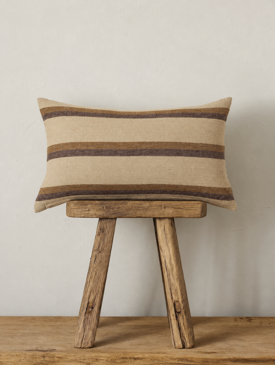 Cedric Linen Pillow