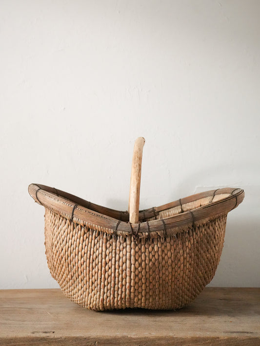 Oval Vintage Chinese Gathering Basket