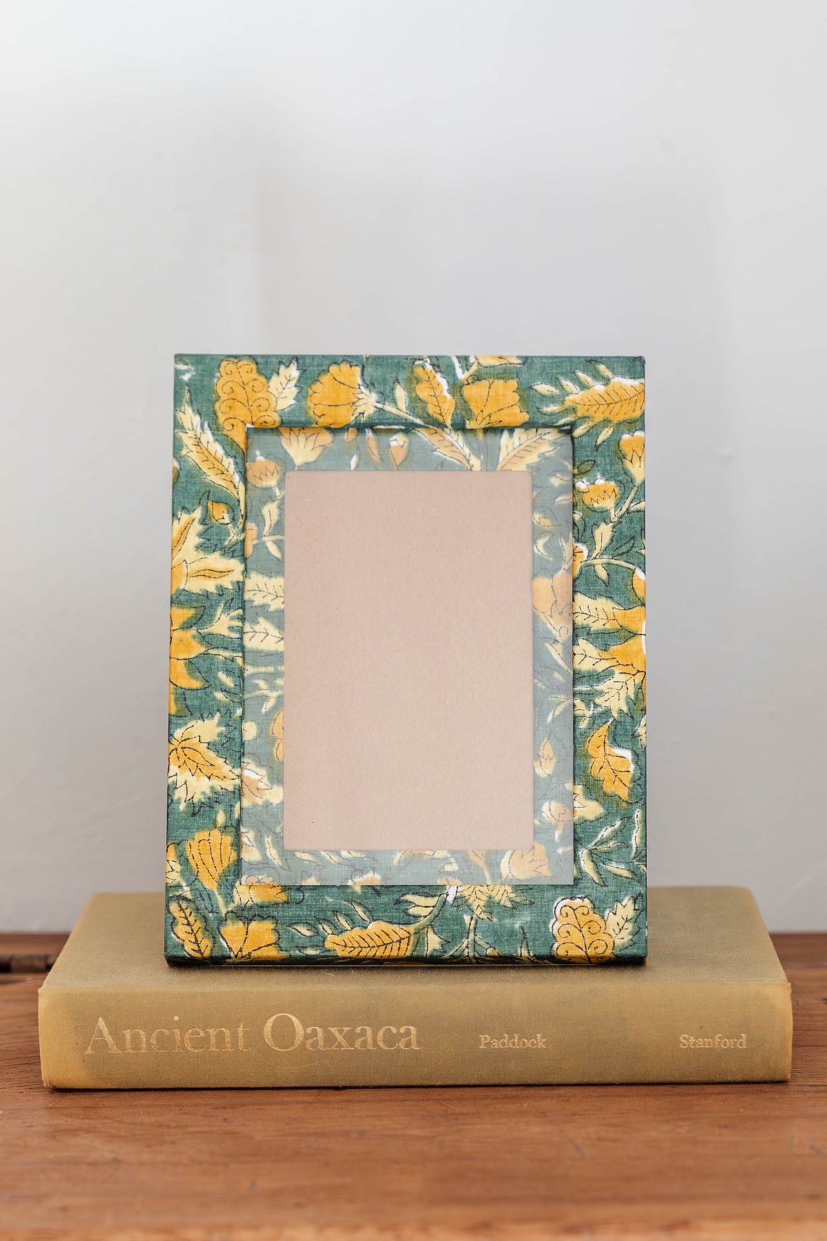Fabric Wrapped Picture Frame – 5x6"