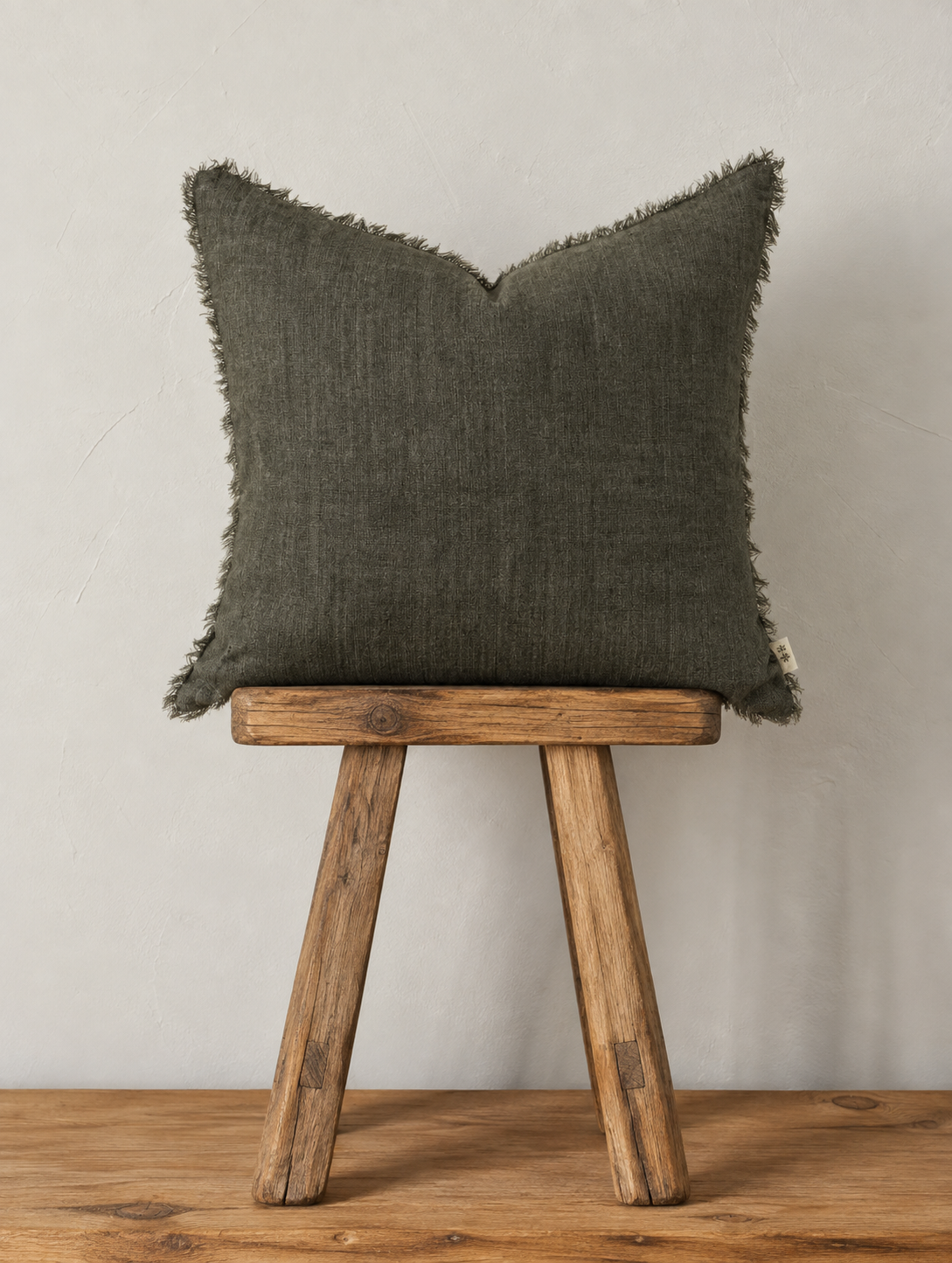 Lina Linen Pillow- Avocado