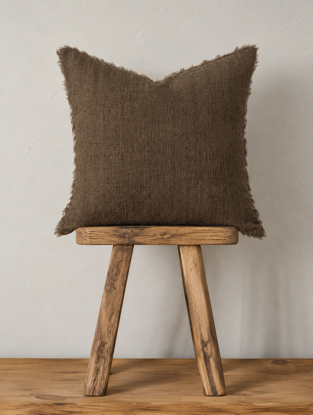 Lina Linen Pillow - Mocha