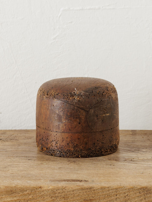 Antique Hat Mold