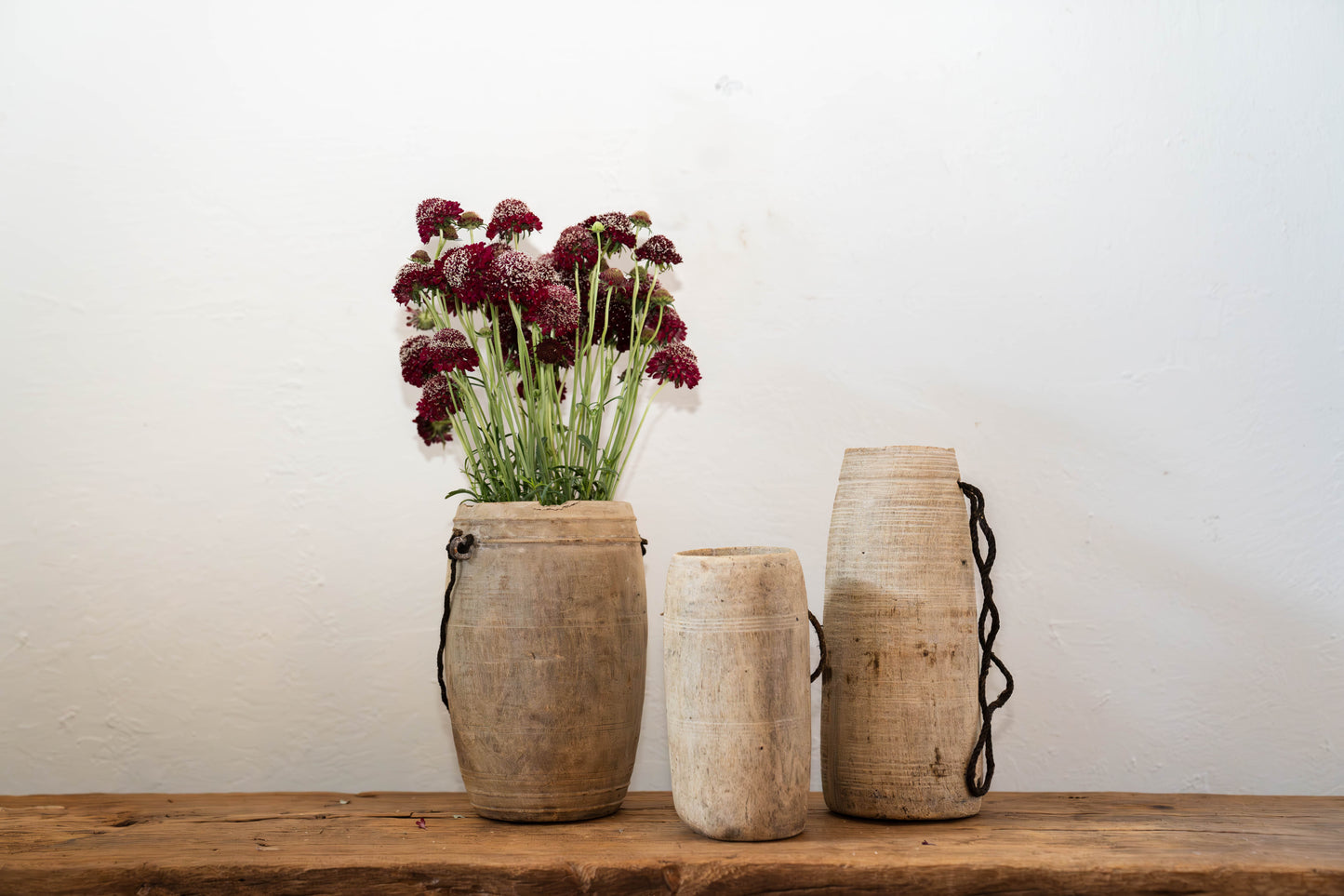 Wood pot with rope handle