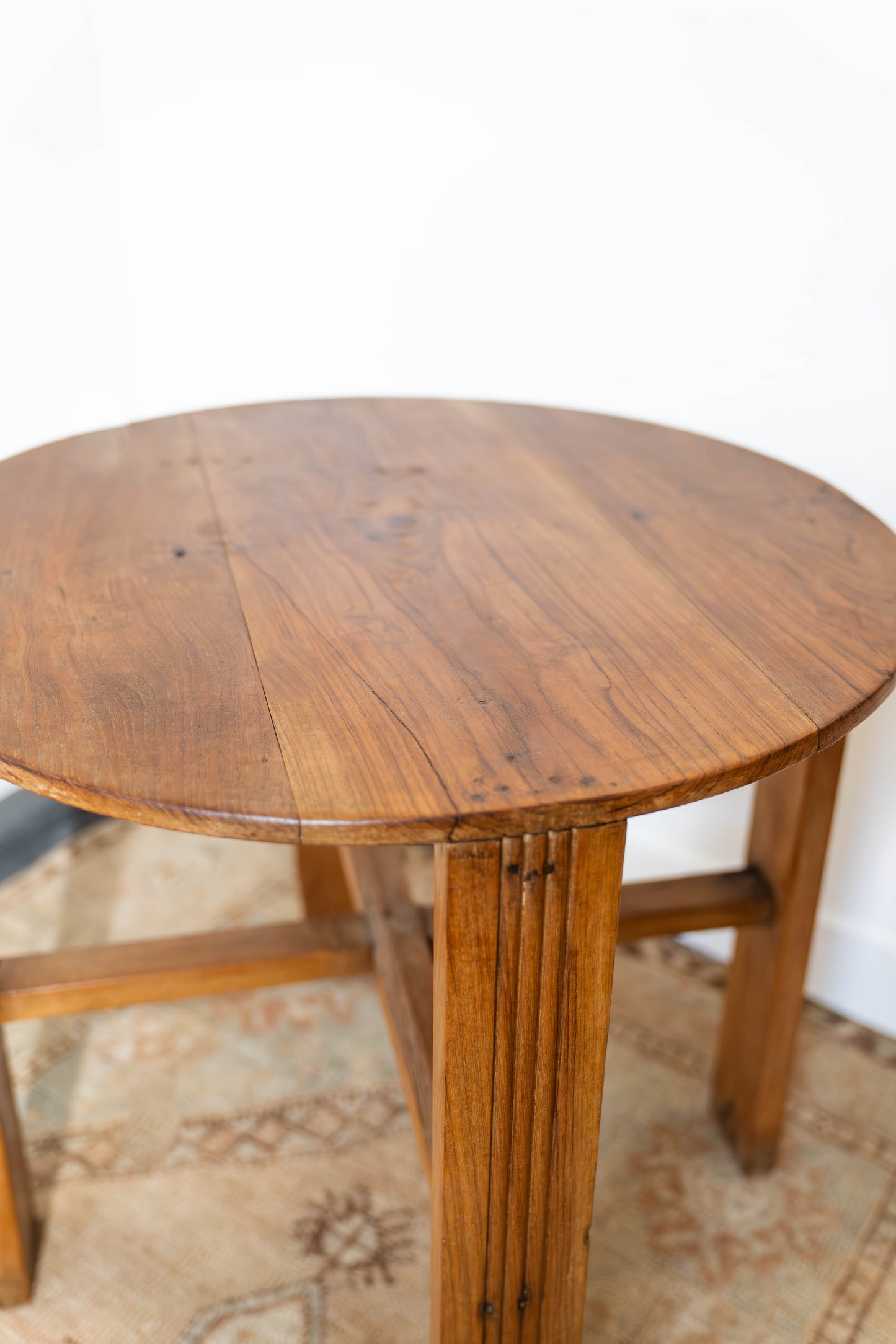 Round Side Table