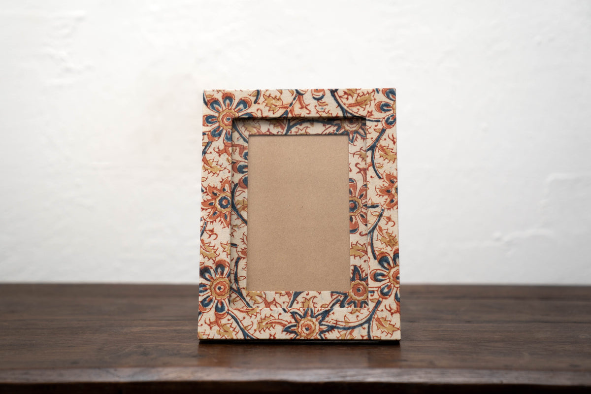 Fabric Wrapped Picture Frame – 5x6"