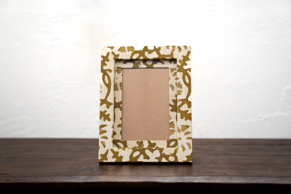Fabric Wrapped Picture Frame – 5x6"