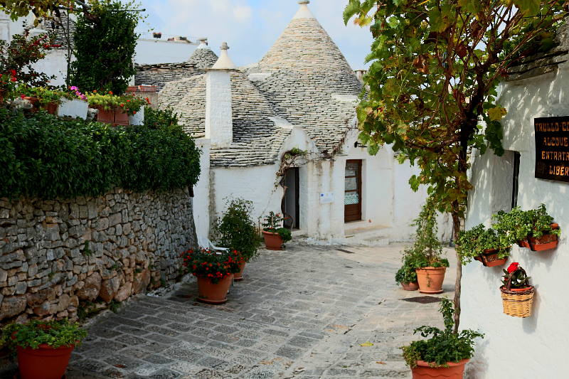 Trulli Dome Ring